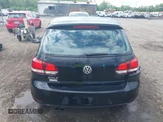2012 Volkswagen Golf w/Conv & Sunroof с VIN WVWDB7AJ1CW307609, выставлен на аукционе IAAI как лот 42225330 с пробегом 97 152 миль миль и . История ставок и продаж доступна на DreamBid. Изображение 16.