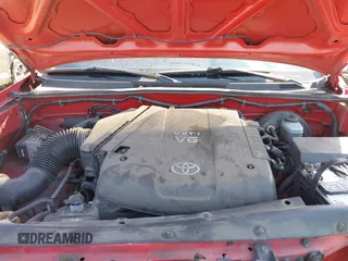 2007 Toyota Tacoma PreRunner with VIN 5TEJU62N47Z365859, listed as a IAAI auction lot 42095759 with 200,194 mi miles. Bid and sale history available at carsss.com. Image 10.