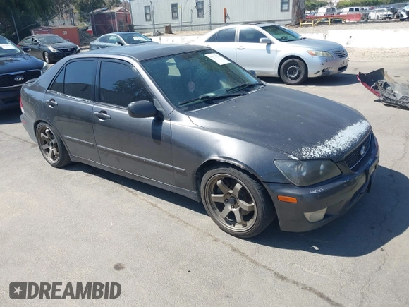 2004 Lexus IS 300/350 z VIN JTHBD192740085284, wystawiony jako IAAI lot #42322144 z przebiegiem 394 260 mil mil oraz . Historia ofert i sprzedaży dostępna na DreamBid. Obrazek 1.