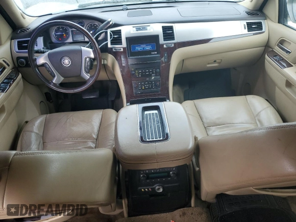 2012 Cadillac Escalade Luxury z VIN 1GYS4BEF1CR121362, wystawiony jako Copart lot #51871345 z przebiegiem 158 273 mil mil oraz Czysty tytuł • Clean title. Historia ofert i sprzedaży dostępna na DreamBid. Obrazek 8.