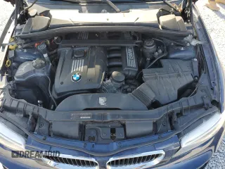 2013 BMW 1 Series 128i z VIN WBAUL7C53DVU09480, wystawiony jako Copart lot #84101694 z przebiegiem Nie podano mil oraz Szkoda całkowita • Salvage title. Historia ofert i sprzedaży dostępna na DreamBid. Obrazek 11.