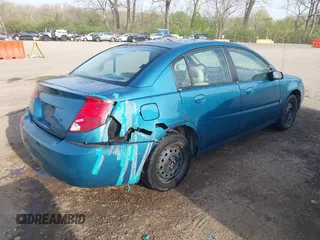 2005 Saturn ION ION 2 z VIN 1G8AJ52F35Z165019, wystawiony jako IAAI lot #42042925 z przebiegiem 192 072 mil mil oraz . Historia ofert i sprzedaży dostępna na DreamBid. Obrazek 4.