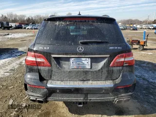 2014 Mercedes-Benz M 63 AMG z VIN 4JGDA7EB3EA335025, wystawiony jako Copart lot #42157645 z przebiegiem 84 338 mil mil oraz Szkoda całkowita • Salvage title. Historia ofert i sprzedaży dostępna na DreamBid. Obrazek 6.