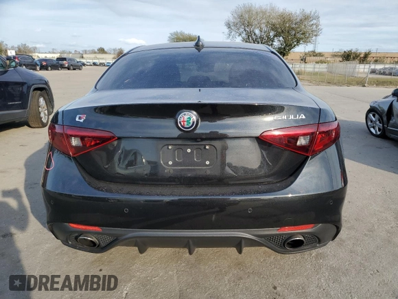 2018 Alfa Romeo Giulia Ti Sport with VIN ZARFAECN9J7566538, listed as a Copart auction lot 38345833 with 58,501 mi miles. Bid and sale history available at carsss.com. Image 6.