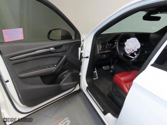 2023 Audi SQ5 Sportback Premium Plus with VIN WA124AFY1P2038636, listed as a Copart auction lot 53910115 with 27,258 mi miles and Salvage Title. Bid and sale history available at carsss.com. Image 9.