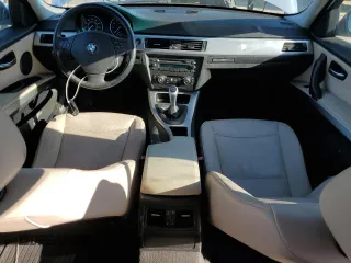 2010 BMW 3 Series 328i xDrive with VIN WBAUU3C59AA544780, listed as a Copart auction lot 50267095 with Not Provided miles and Salvage Title. Bid and sale history available at DreamBid. Image 8.