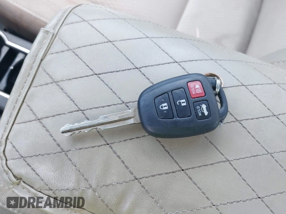 2016 Toyota Corolla L с VIN 2T1BURHE5GC535696, выставлен на аукционе IAAI как лот 42605532 с пробегом 128 165 миль миль и . История ставок и продаж доступна на DreamBid. Изображение 11.