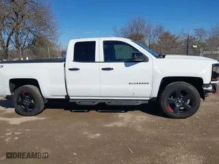 2017 Chevrolet Silverado 1500 LT with VIN 1GCVKREC9HZ371544, listed as a IAAI auction lot 41807725 with 94,580 mi miles. Bid and sale history available at carsss.com. Image 13.
