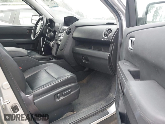 2013 Honda Pilot EX-L with VIN 5FNYF4H58DB049642, listed as a IAAI auction lot 42116017 with 116,647 mi miles. Bid and sale history available at carsss.com. Image 5.