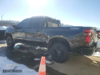 2019 Chevrolet Silverado 1500 Custom Trail Boss with VIN 1GCPYCEF6KZ328611, listed as a Copart auction lot 87818205 with 139,445 mi miles and Salvage Title. Bid and sale history available at carsss.com. Image 2.