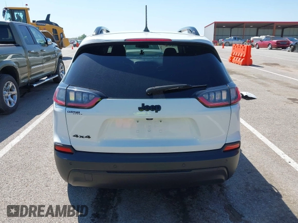 2019 Jeep Cherokee Latitude Plus z VIN 1C4PJMLB7KD394026, wystawiony jako IAAI lot #42078282 z przebiegiem 113 503 mil mil oraz . Historia ofert i sprzedaży dostępna na DreamBid. Obrazek 17.