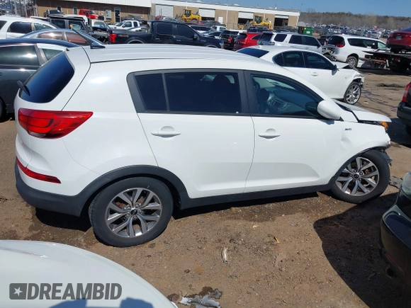 2016 Kia Sportage LX with VIN KNDPBCAC9G7872861, listed as a IAAI auction lot 41772819 with 117,540 mi miles and . Bid and sale history available at carsss.com. Image 13.