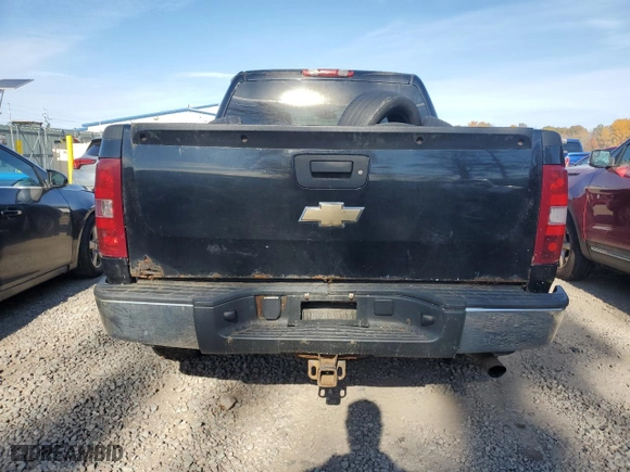 2007 Chevrolet Silverado 1500 LTZ with VIN 3GCEK13Y37G537295, listed as a Copart auction lot 77663944 with 219,291 mi miles and Clean Title. Bid and sale history available at carsss.com. Image 6.