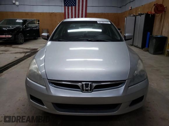 2006 Honda Accord LX SE with VIN 1HGCM56316A031374, listed as a Copart auction lot 64182755 with 227,738 mi miles and Clean title. Bid and sale history available at DreamBid. Image 5.