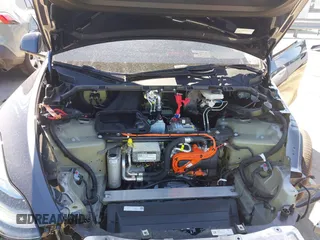 2024 Tesla Model Y Performance with VIN 7SAYGDEF1RA329825, listed as a IAAI auction lot 41762602 with 3,923 mi miles and . Bid and sale history available at DreamBid. Image 10.