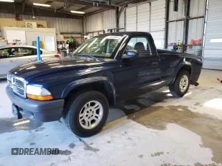 2004 Dodge Dakota with VIN 1D7FL16K34S535016, listed as a Copart auction lot 50445804 with 215,635 mi miles and Salvage Title. Bid and sale history available at carsss.com. Image 1.