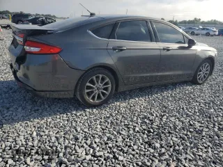 2017 Ford Fusion SE with VIN 3FA6P0H72HR182941, listed as a Copart auction lot 52711455 with 189,956 mi miles and Salvage Title. Bid and sale history available at DreamBid. Image 3.