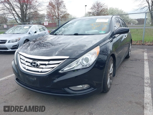 2012 Hyundai Sonata Limited with VIN 5NPEC4AB6CH415612, listed as a IAAI auction lot 41975318 with 108,672 mi miles and . Bid and sale history available at carsss.com. Image 6.