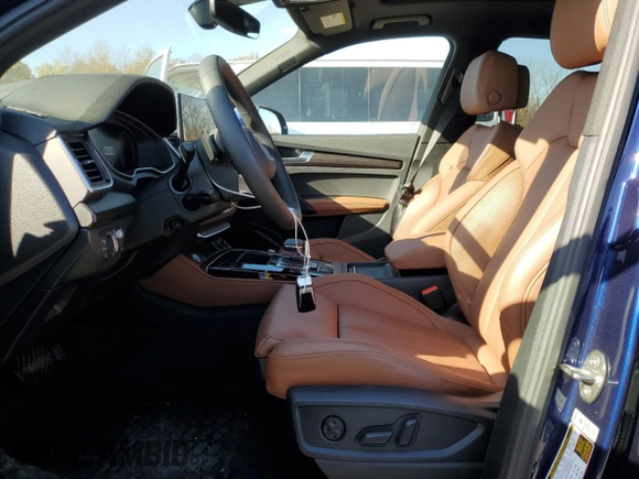 2024 Audi Q5 S line Prestige with VIN WA1FAAFY5R2024106, listed as a Copart auction lot 79076564 with 23,196 mi miles and Salvage title. Bid and sale history available at DreamBid. Image 7.
