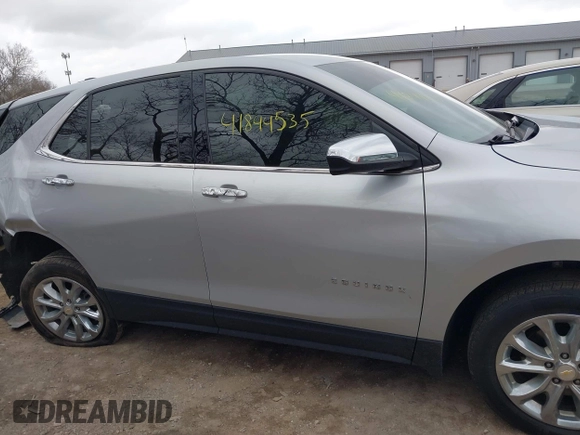 2018 Chevrolet Equinox LT with VIN 2GNAXSEV7J6277275, listed as a IAAI auction lot 41844535 with 140,000 mi miles. Bid and sale history available at carsss.com. Image 12.