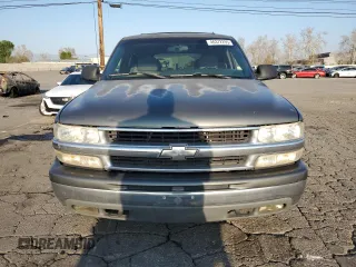 2002 Chevrolet Tahoe LS with VIN 1GNEC13T92R123293, listed as a Copart auction lot 46372295 with 251,320 mi miles and Salvage title. Bid and sale history available at DreamBid. Image 5.