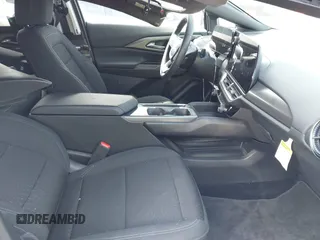 2025 Chevrolet Equinox EV LT z VIN 3GN7DLRP1SS142641, wystawiony jako IAAI lot #42129744 z przebiegiem 3821 mil mil oraz . Historia ofert i sprzedaży dostępna na DreamBid. Obrazek 5.