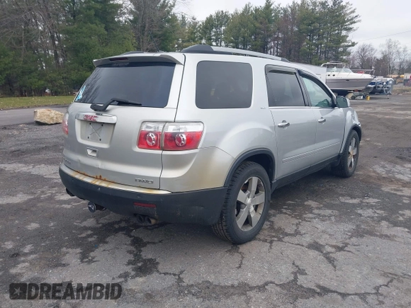 2012 GMC Acadia SLT1 with VIN 1GKKVRED2CJ226912, listed as a IAAI auction lot 41975710 with 175,587 mi miles. Bid and sale history available at carsss.com. Image 4.