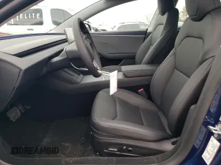 2025 Tesla Model 3 Long Range with VIN 5YJ3E1EA7SF889678, listed as a Copart auction lot 42952045 with 521 mi miles and Salvage Title. Bid and sale history available at DreamBid. Image 7.