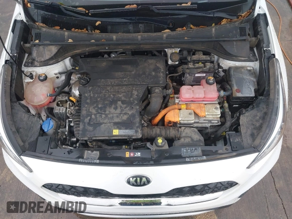 2020 Kia Niro LX with VIN KNDCB3LC2L5435978, listed as a IAAI auction lot 41902940 with 49,320 mi miles and . Bid and sale history available at DreamBid. Image 10.