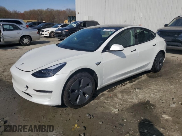2021 Tesla Model 3 Standard Range Plus z VIN 5YJ3E1EA4MF099600, wystawiony jako Copart lot #49917095 z przebiegiem 44 719 mil mil oraz Szkoda całkowita • Salvage title. Historia ofert i sprzedaży dostępna na DreamBid. Obrazek 1.