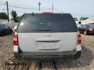 2007 Ford Expedition Eddie Bauer z VIN 1FMFU18567LA74158, wystawiony jako Copart lot #60970275 z przebiegiem 219 450 mil mil oraz Szkoda całkowita • Salvage title. Historia ofert i sprzedaży dostępna na DreamBid. Obrazek 6.
