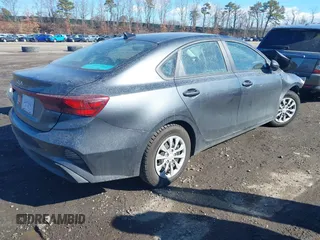 2022 Kia Forte LXS with VIN 3KPF24AD9NE498324, listed as a IAAI auction lot 41656873 with 53,604 mi miles. Bid and sale history available at carsss.com. Image 4.