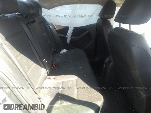 2013 Volkswagen Jetta SE with VIN 3VWDX7AJ9DM429361, listed as a IAAI auction lot 40386660 with Not provided miles and . Bid and sale history available at DreamBid. Image 8.