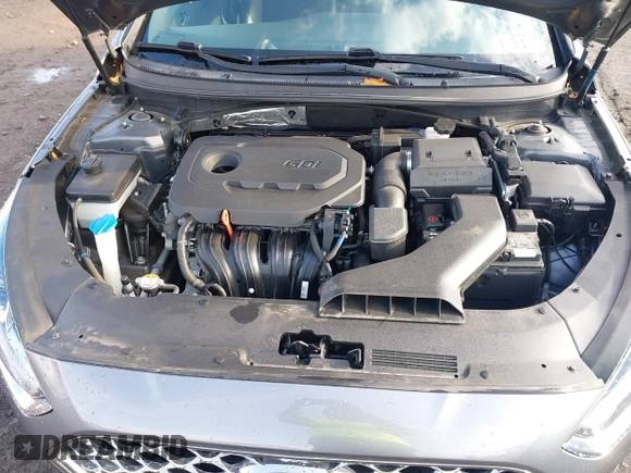 2019 Hyundai Sonata Sport with VIN 5NPE34AF3KH820828, listed as a IAAI auction lot 41015372 with 32,782 mi miles and . Bid and sale history available at DreamBid. Image 10.