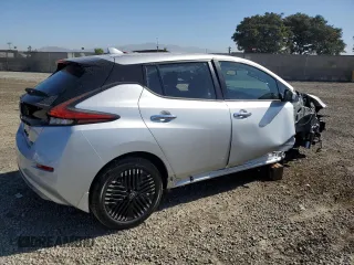 2025 Nissan LEAF SV Plus with VIN 1N4CZ1CV7SC561383, listed as a Copart auction lot 77488484 with 1,565 mi miles and Salvage Title. Bid and sale history available at carsss.com. Image 3.