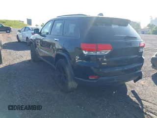 2019 Jeep Grand Cherokee Limited with VIN 1C4RJEBG4KC776127, listed as a IAAI auction lot 41704076 with 83,717 mi miles and . Bid and sale history available at DreamBid. Image 3.