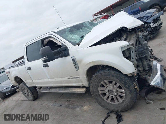 2019 Ford F-250 XL with VIN 1FT7W2BT4KEF15878, listed as a IAAI auction lot 42082697 with 183,497 mi miles and . Bid and sale history available at DreamBid. Image 13.