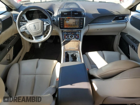2017 Lincoln Continental Premiere with VIN 1LN6L9VKXH5602155, listed as a Copart auction lot 70815903 with 35,905 mi miles and Salvage Title. Bid and sale history available at carsss.com. Image 8.