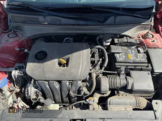 2021 Kia Forte LXS z VIN 3KPF24AD6ME359525, wystawiony jako Copart lot #61786145 z przebiegiem 86 508 mil mil oraz Szkoda całkowita • Salvage title. Historia ofert i sprzedaży dostępna na DreamBid. Obrazek 7.