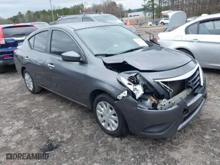 2019 Nissan Versa Sedan SV with VIN 3N1CN7AP4KL831867, listed as a IAAI auction lot 41807271 with 125,421 mi miles. Bid and sale history available at carsss.com. Image 1.