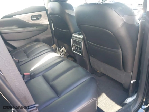 2017 Nissan Murano SV with VIN 5N1AZ2MG5HN194287, listed as a IAAI auction lot 41822225 with 39,450 mi miles. Bid and sale history available at carsss.com. Image 8.