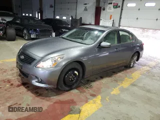 2015 Infiniti Q40 with VIN JN1CV6AR0FM521867, listed as a Copart auction lot 64668144 with 42,905 mi miles and Salvage Title. Bid and sale history available at carsss.com. Image 1.