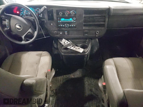 2015 Chevrolet Express Cargo with VIN 1GCWGFCF9F1116132, listed as a Copart auction lot 50924125 with 147,150 mi miles and Salvage title. Bid and sale history available at DreamBid. Image 8.