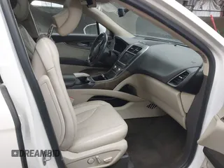 2017 Lincoln MKX Reserve with VIN 2LMPJ6LR0HBL13455, listed as a IAAI auction lot 41740678 with 70,038 mi miles. Bid and sale history available at carsss.com. Image 5.