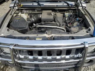 2006 Hummer H3 with VIN 5GTDN136668197039, listed as a Copart auction lot 60621614 with 209,051 mi miles and Salvage Title. Bid and sale history available at carsss.com. Image 12.