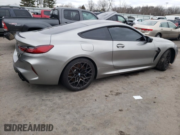 2020 BMW M8 z VIN WBSAE0C07LCD84777, wystawiony jako Copart lot #35876633 z przebiegiem Nie podano mil oraz . Historia ofert i sprzedaży dostępna na DreamBid. Obrazek 3.