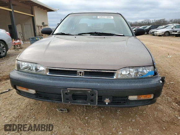 1991 Honda Accord z VIN 1HGCB7649MA181918, wystawiony jako Copart lot #44371355 z przebiegiem 93 114 mil mil oraz Szkoda całkowita • Salvage title. Historia ofert i sprzedaży dostępna na DreamBid. Obrazek 5.