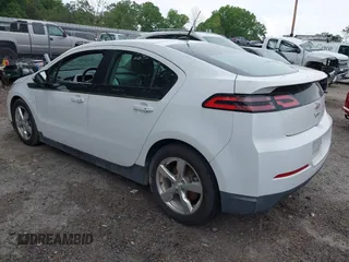 2013 Chevrolet Volt with VIN 1G1RA6E46DU132111, listed as a IAAI auction lot 42116096 with 184,345 mi miles and . Bid and sale history available at carsss.com. Image 3.