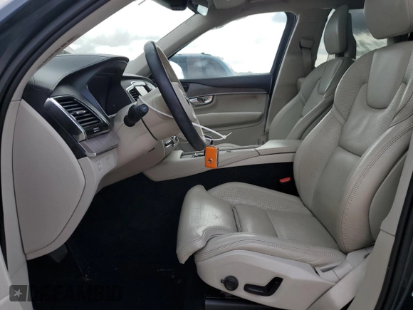 2021 Volvo XC90 Inscription with VIN YV4A22PLXM1678648, listed as a Copart auction lot 46236065 with 39,867 mi miles and Salvage title. Bid and sale history available at DreamBid. Image 7.
