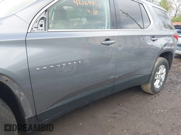 2021 Chevrolet Traverse LT Cloth z VIN 1GNERGKW3MJ157258, wystawiony jako IAAI lot #42169401 z przebiegiem 34 992 mil mil oraz . Historia ofert i sprzedaży dostępna na DreamBid. Obrazek 18.